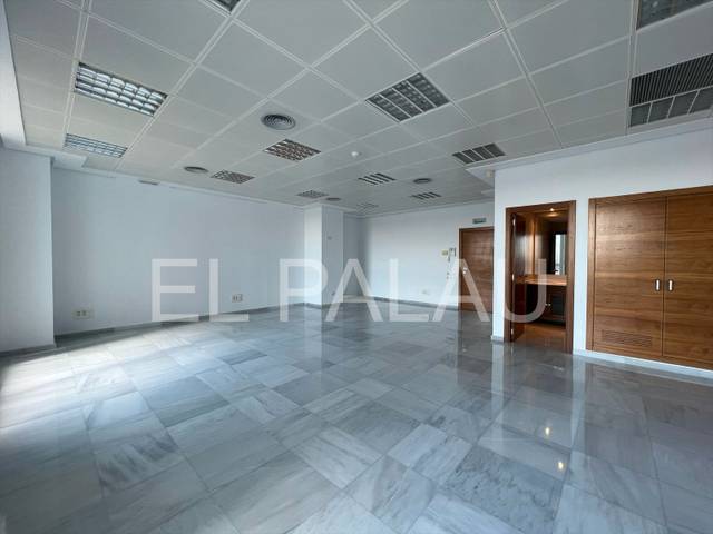 Oficina en Alquiler en Barrio de Benicalap