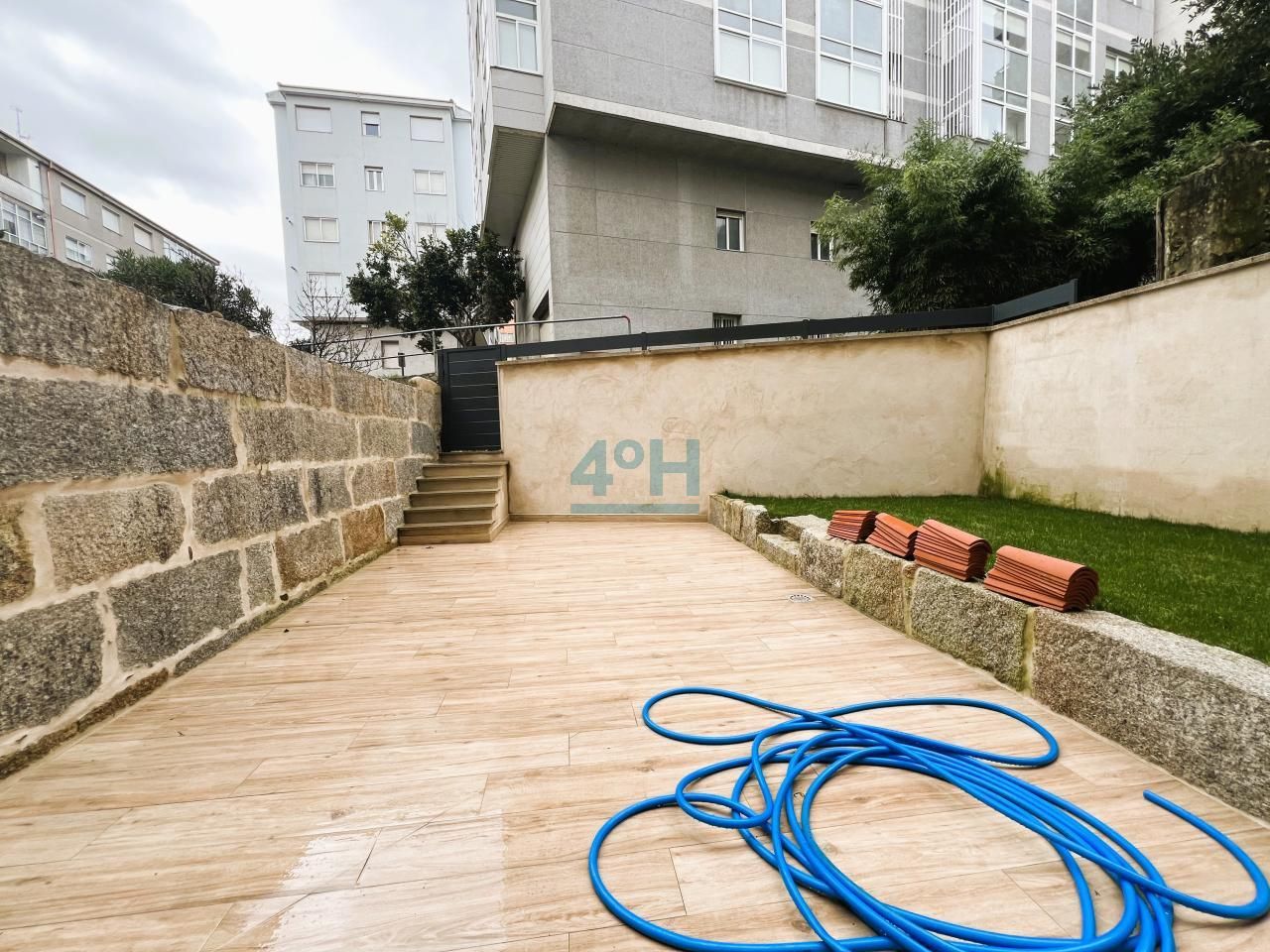 Terraza de Apartamento en venta en Ourense Capital  con Calefacción y Terraza
