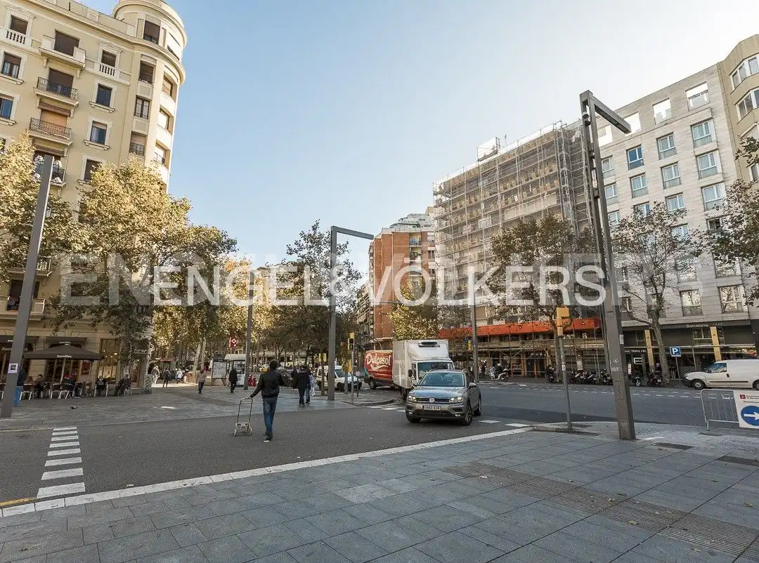 Flat for sale in El Camp de l'Arpa del Clot