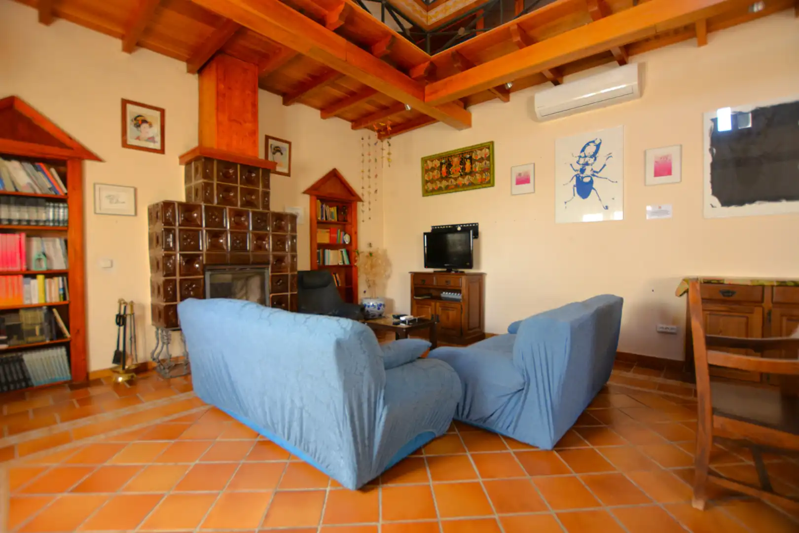 Sala de estar de Casa o chalet en venta en Guillena con Aire acondicionado, Calefacción y Jardín privado
