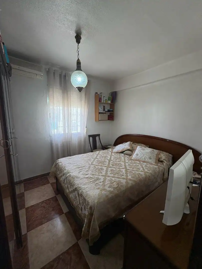 Habitación de Piso en venta en Sevilla