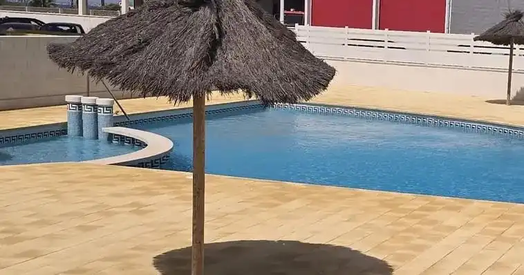 Casa pareada con piscina en venta en Playa de las Gaviotas - El Pedrucho, imagen 10