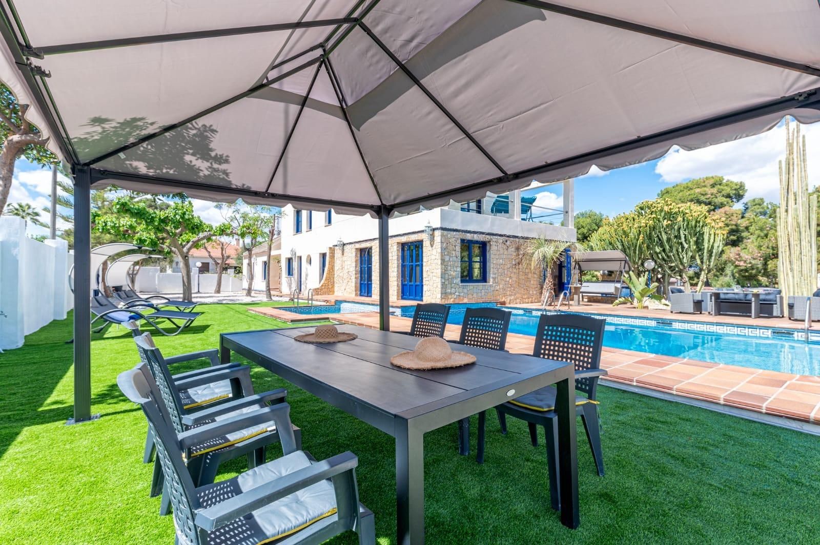 Jardín de Casa o chalet en venta en Alicante / Alacant con Calefacción, Jardín privado y Terraza