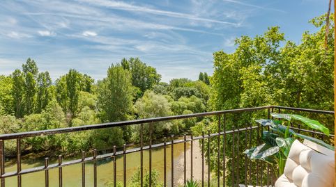 Foto 2 de Piso en venta en Pamplona - Monasterio Viejo de San Pedro, 12, Rochapea, Pamplona / Iruña