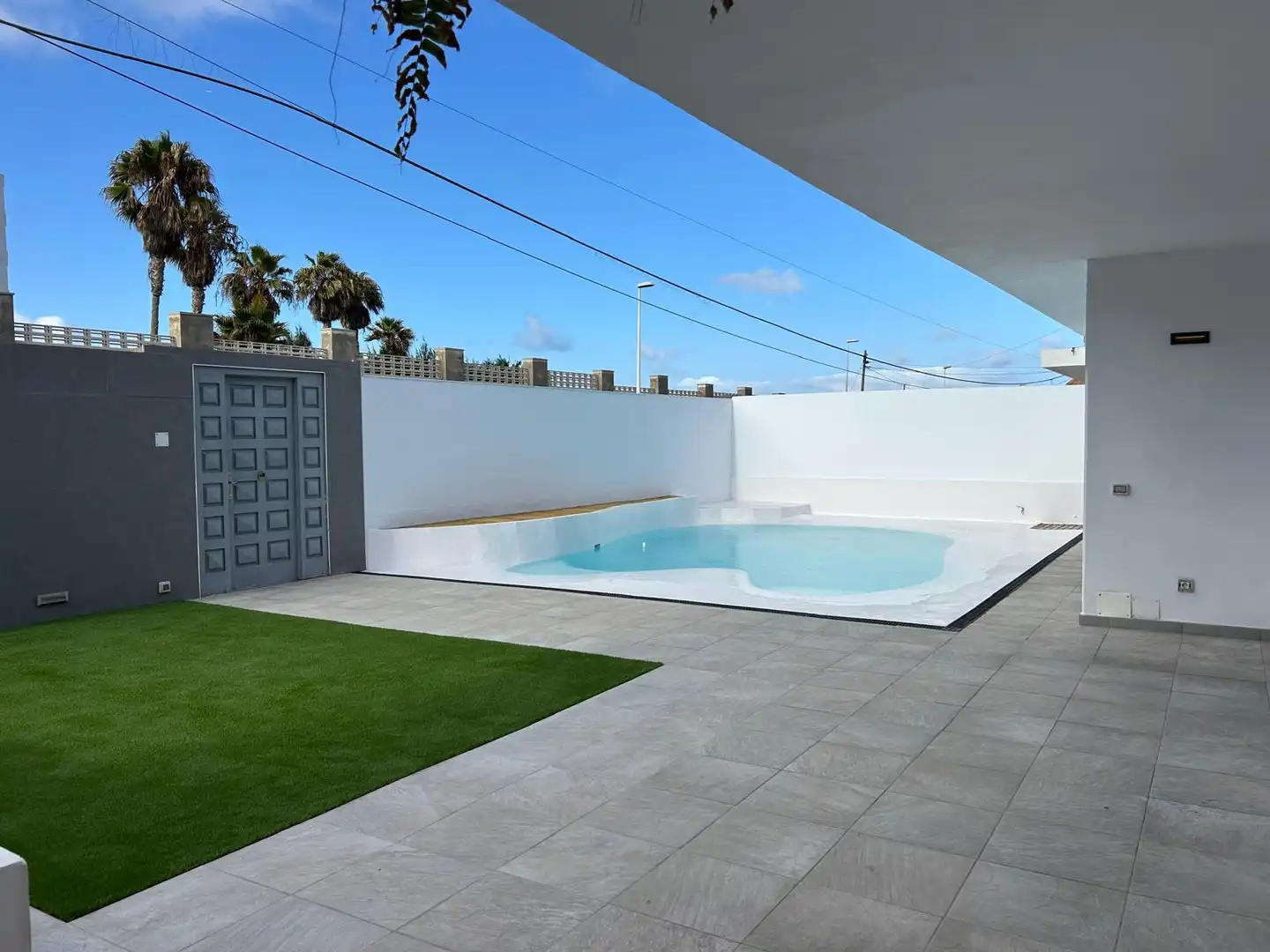 Piscina de Casa o xalet en venda en Telde amb Jardí privat, Terrassa i Traster