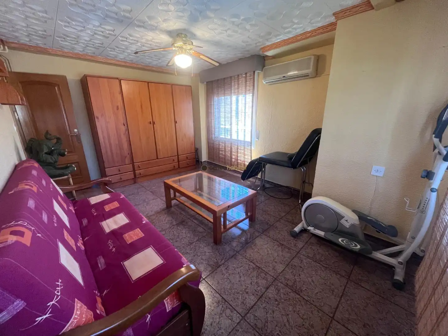 Houses for sale in Elda  with Air Conditioner, Heating and Balcony