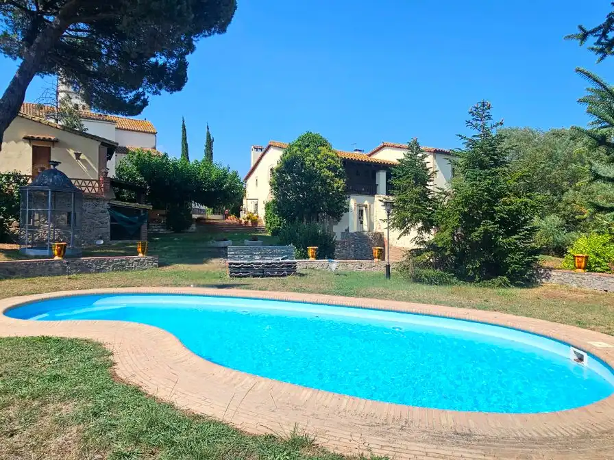 Casa rústica amb jardí en venda a Passeig Cosme I Damia 2, imagen 2