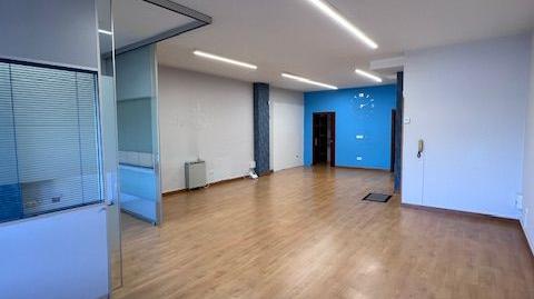 Foto 2 de Oficina en venta en Avenida Ferrol, 3, Viveiro, Lugo