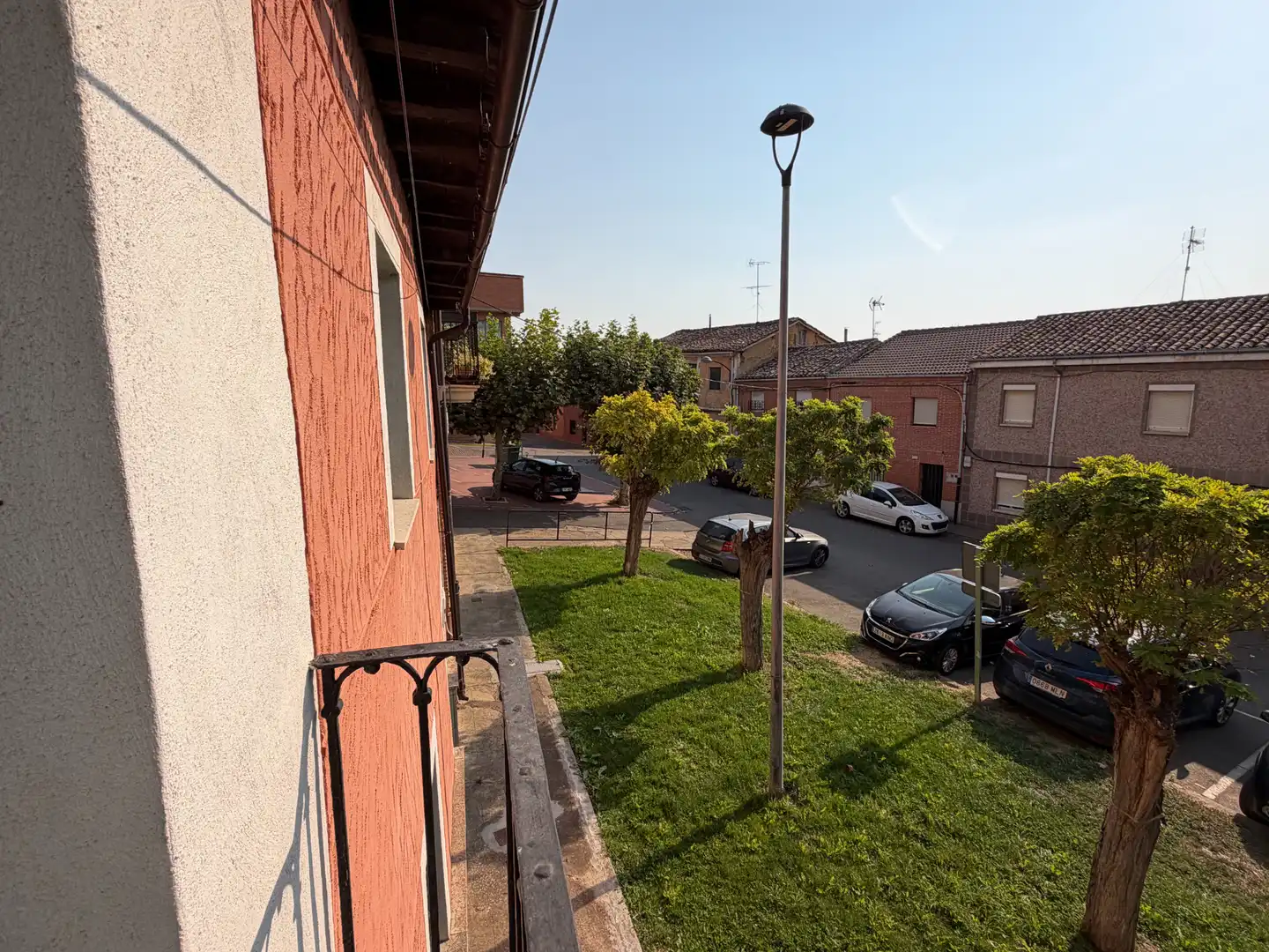 Vista exterior de Casa o chalet en venta en Sahagún con Calefacción, Jardín privado y Amueblado