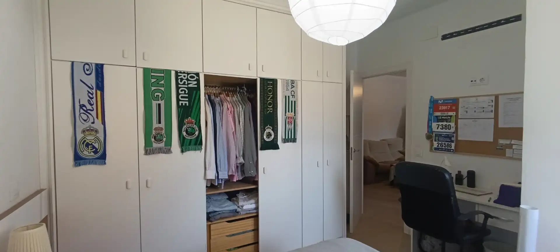 Schlafzimmer von Wohnung zur Miete in Madrid mit Klimaanlage, Heizung und Möbliert