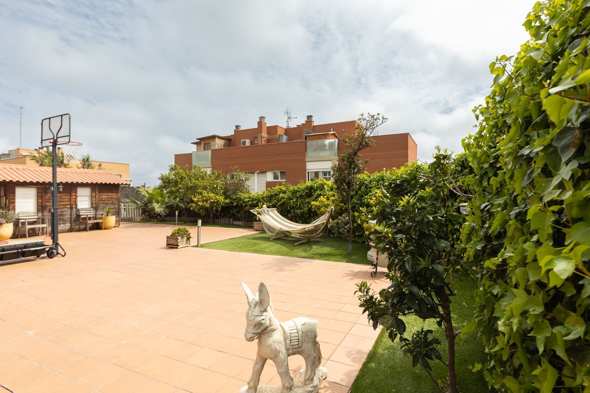Garden of Flat for sale in Montgat  with Air Conditioner, Heating and Storage room