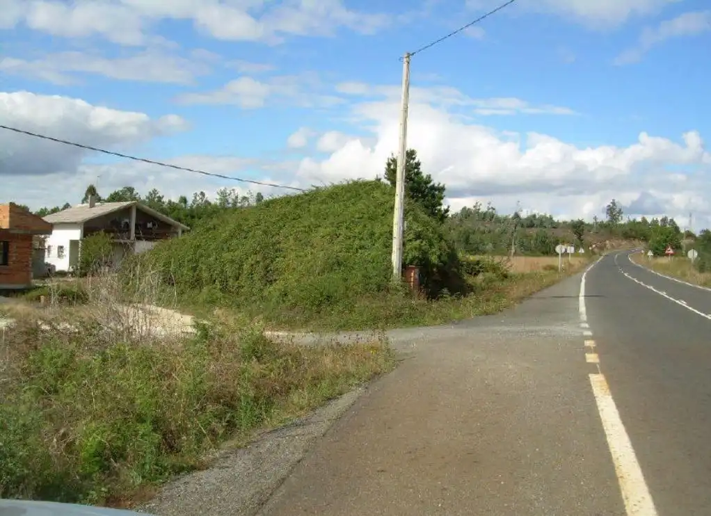 Terreny industrial en venda en Vedra
