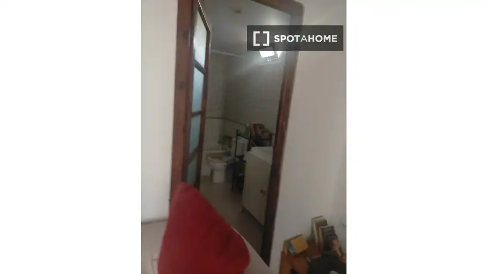 Bedroom of Flat for share in Godella  with Air Conditioner, Heating and Furnished