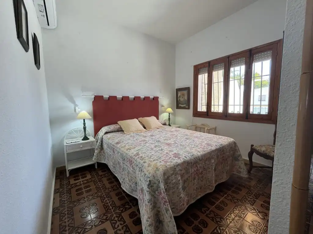 Dormitori de Casa o xalet en venda en Orihuela amb Jardí privat, Terrassa i Traster