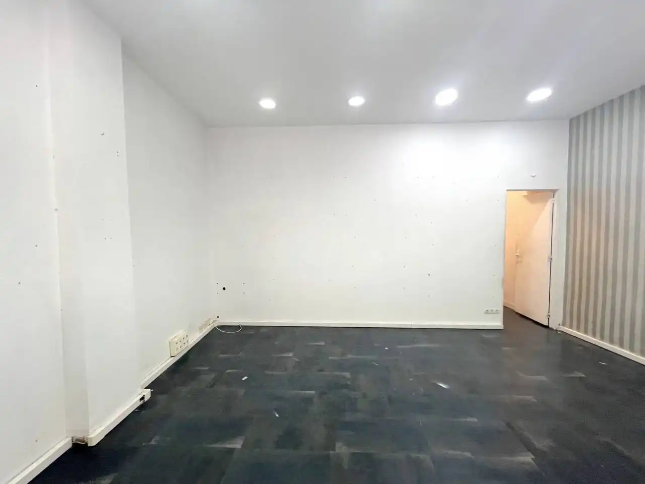 Geschaftsraum zur Miete in Amorebieta-Etxano