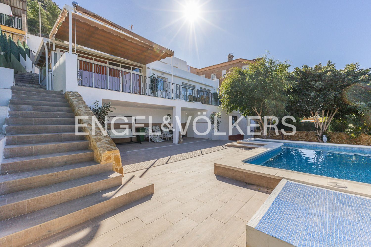 Vista exterior de Casa o xalet en venda en Cullera amb Aire condicionat, Calefacció i Jardí privat