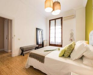 Dormitori de Apartament de lloguer en Ciudad Real Capital amb Aire condicionat i Balcó