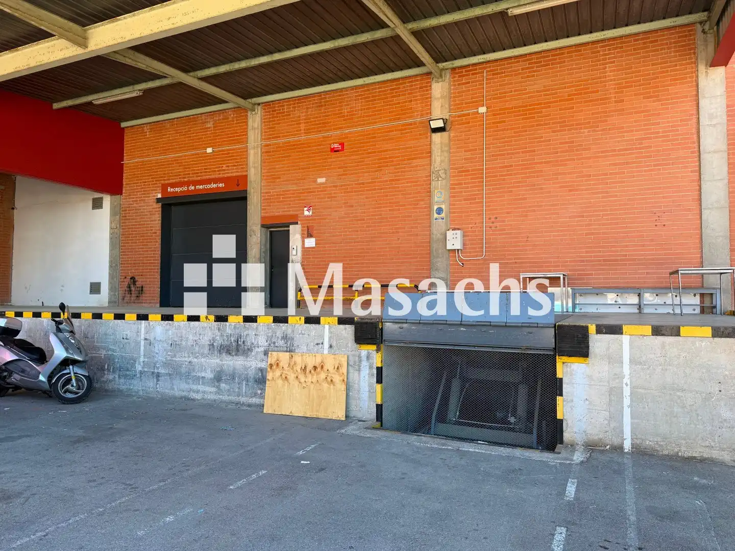 Nave industrial de alquiler en Viladecavalls