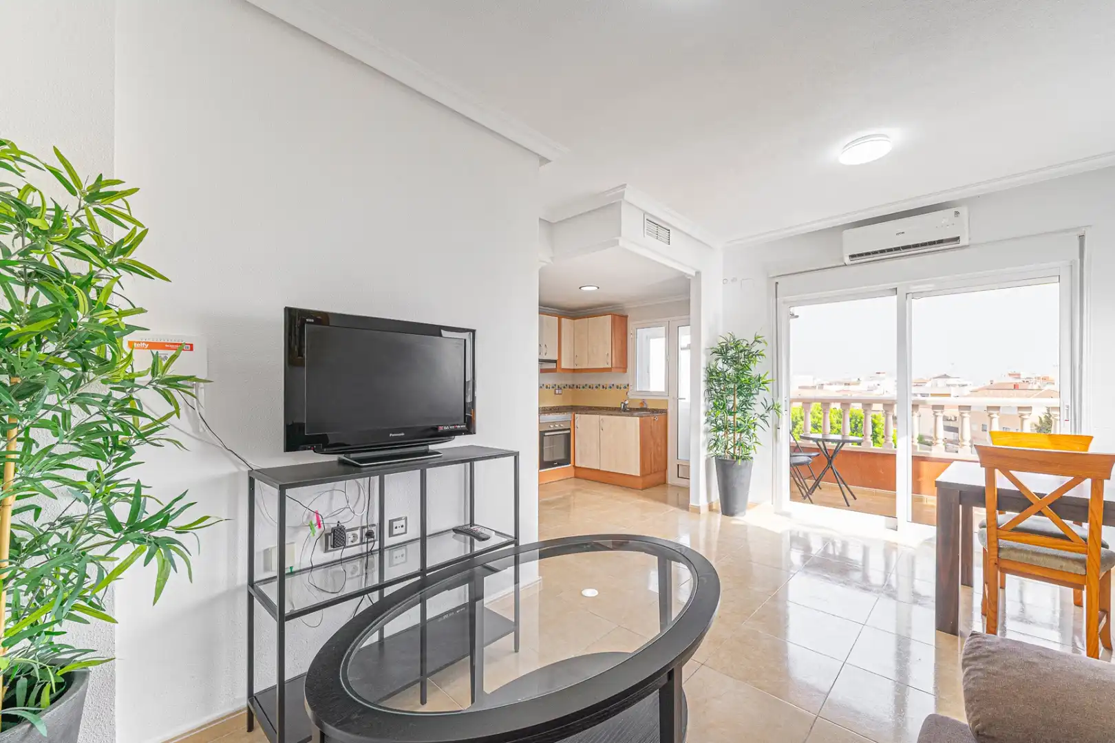 Living room of Flat for sale in Rojales  with Oven, Balcony and Community pool