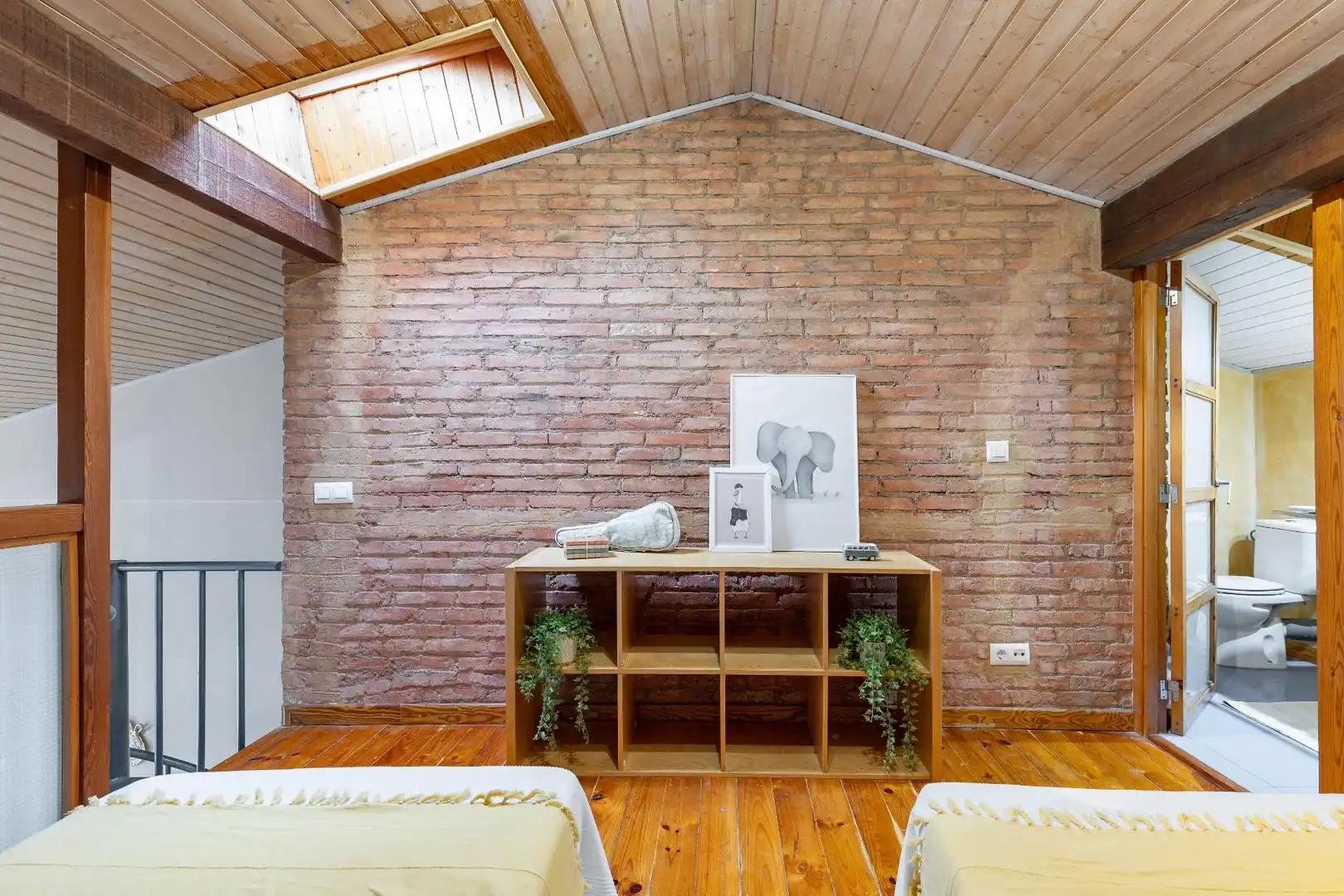 Schlafzimmer von Maisonette zum Verkauf in Valencia mit Klimaanlage und Balkon
