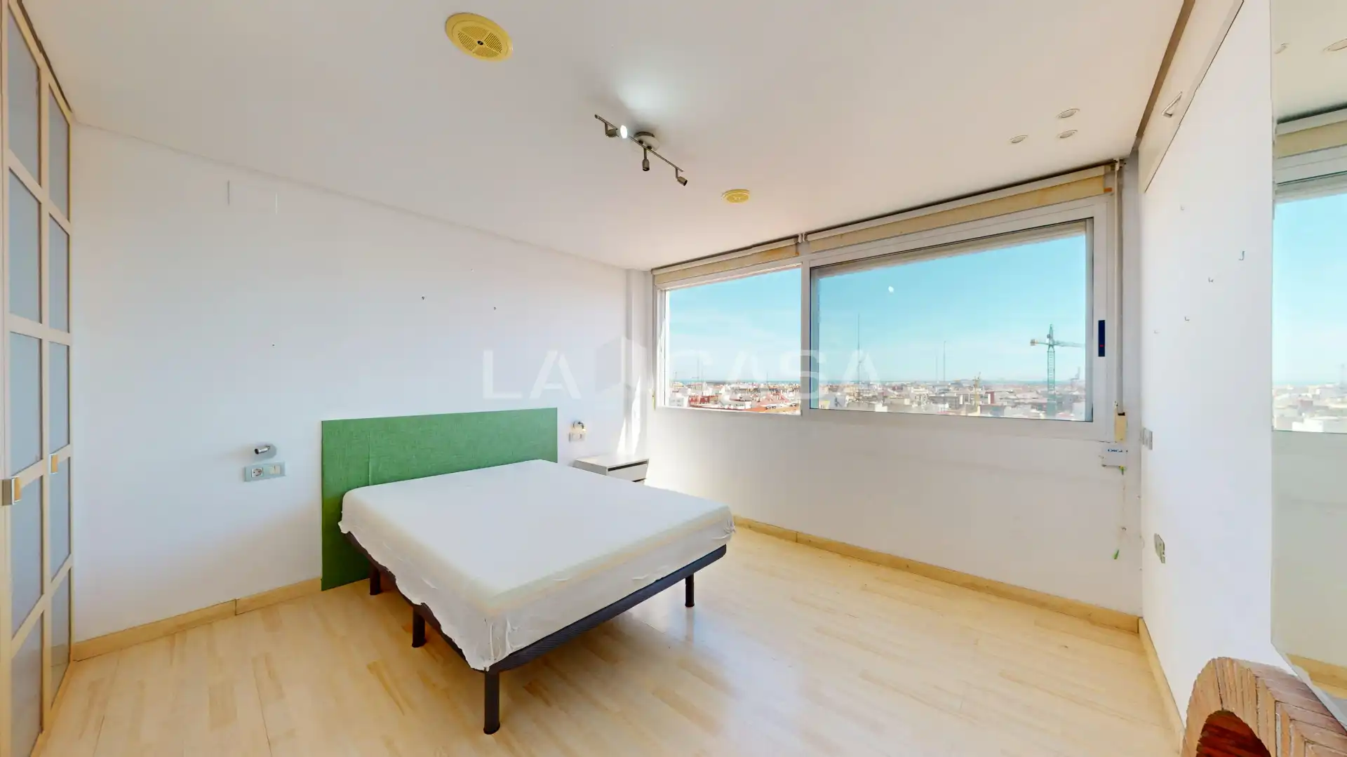 Piso con terraza en venta en Carrer del Pintor Maella, imagen 11