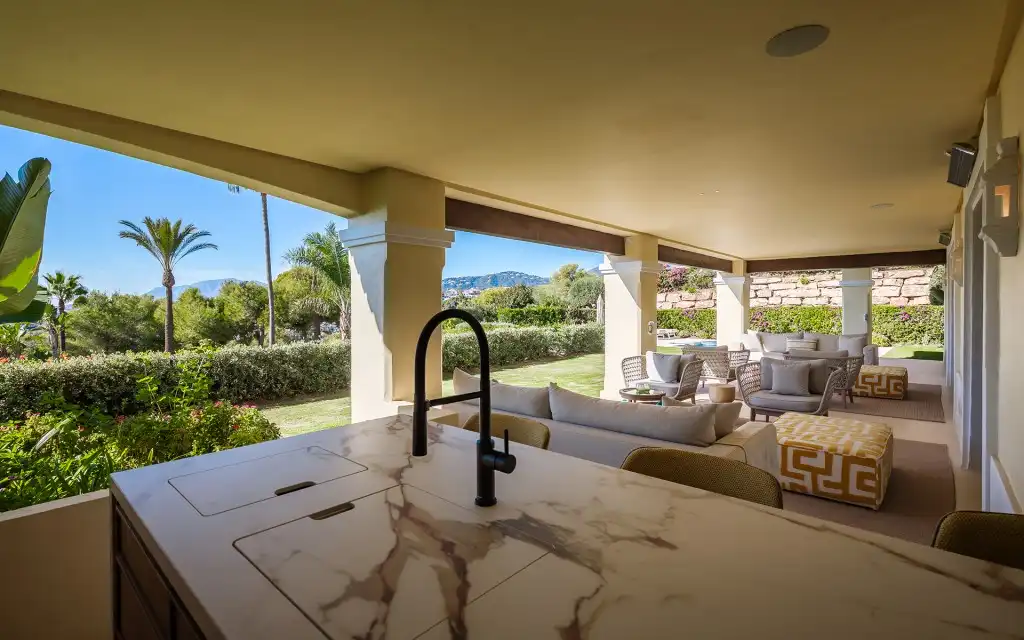 Apartment mit Pool zum Verkauf in Nueva Andalucía, imagen 12