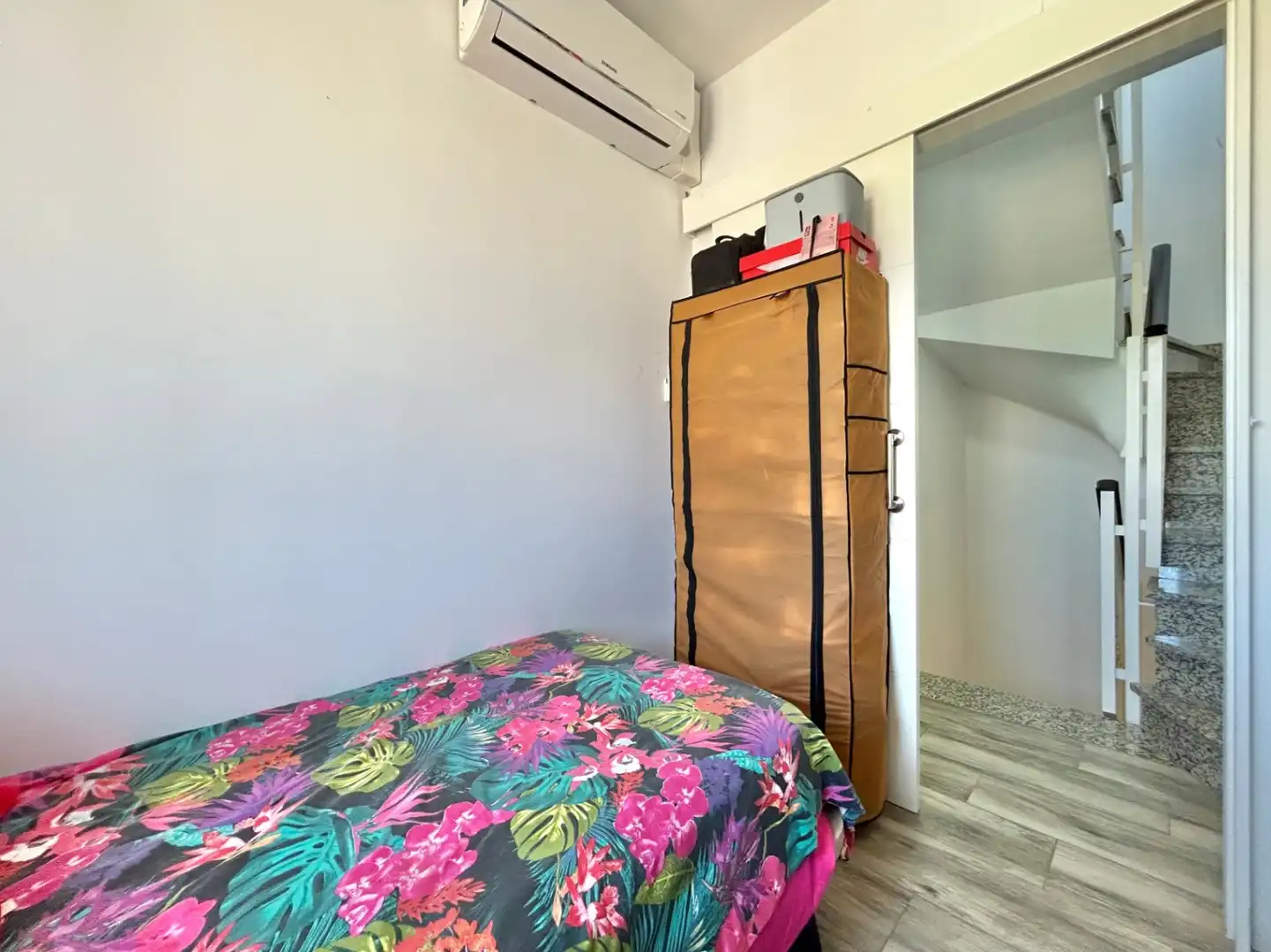 Schlafzimmer von Einfamilien-Reihenhaus zum Verkauf in Málaga mit Klimaanlage, Terrasse und Abstellraum