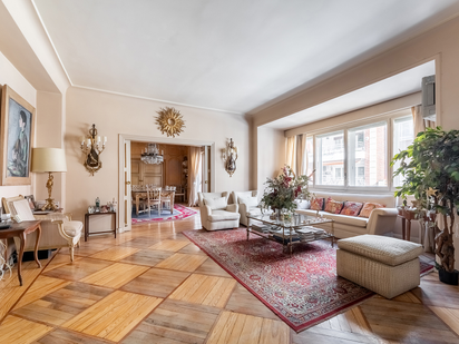 Living room of Apartment for sale in  Madrid Capital  with Air Conditioner, Heating and Terrace