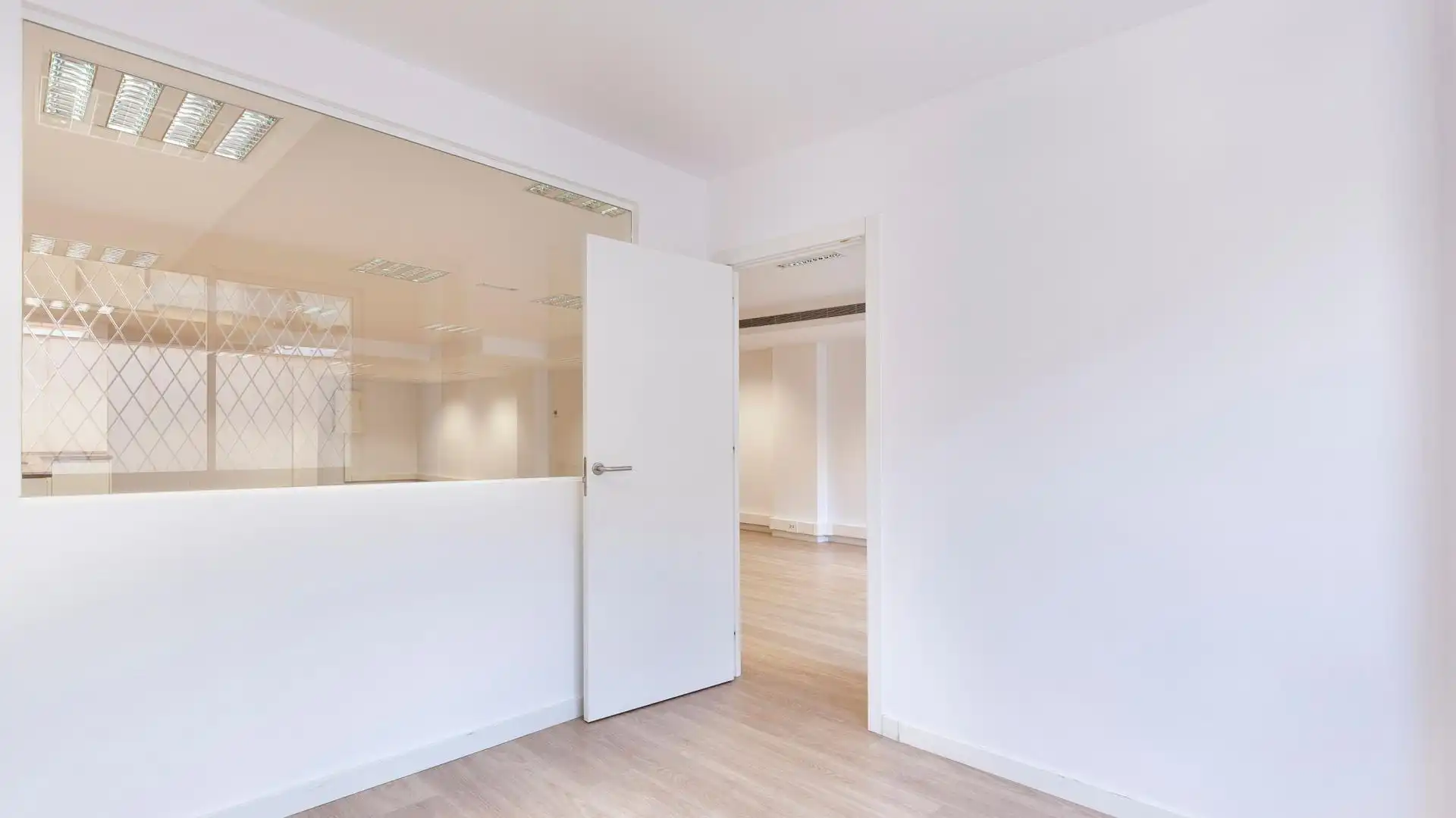 Office for rent in Barcelona  with Terrace