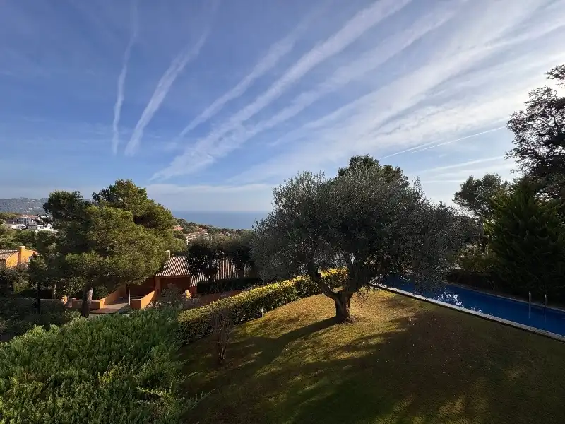 Garden of Houses for sale in Palafrugell  with Air Conditioner, Heating and Private garden