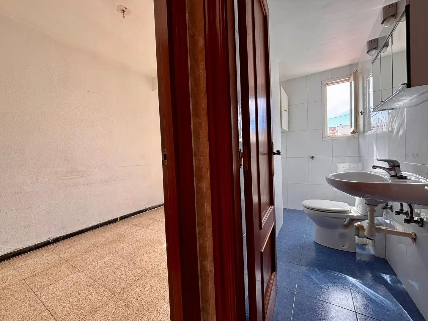 Baño de Piso en venta en Alicante / Alacant con Balcón