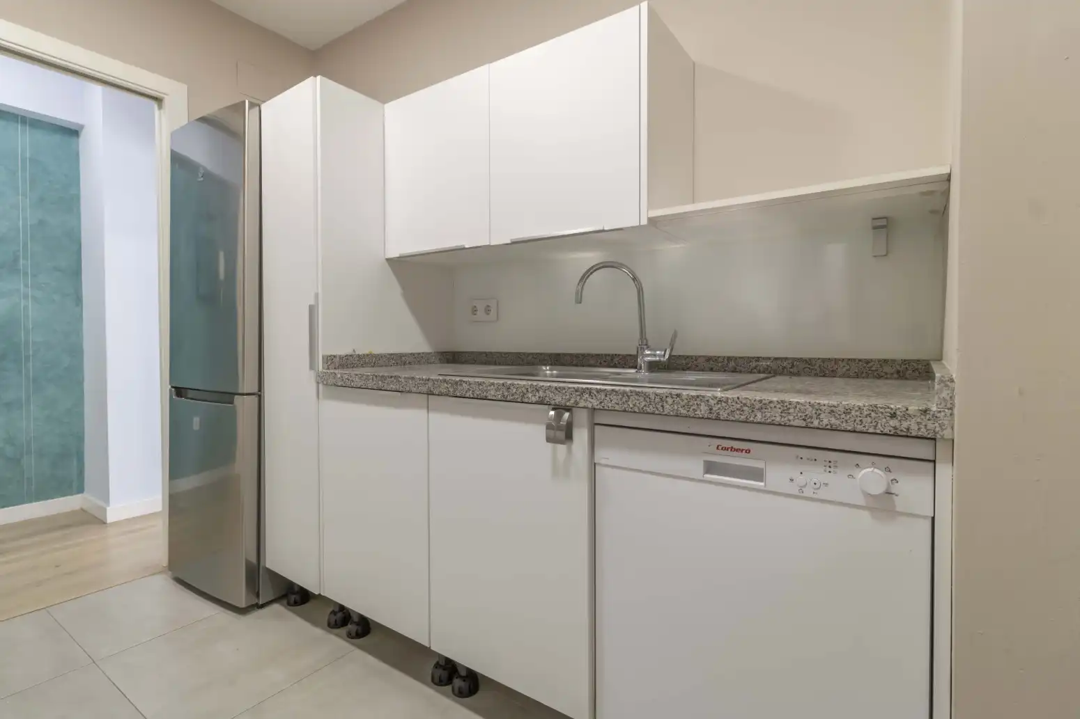 Kitchen of Flat for sale in Sevilla  with Terrace