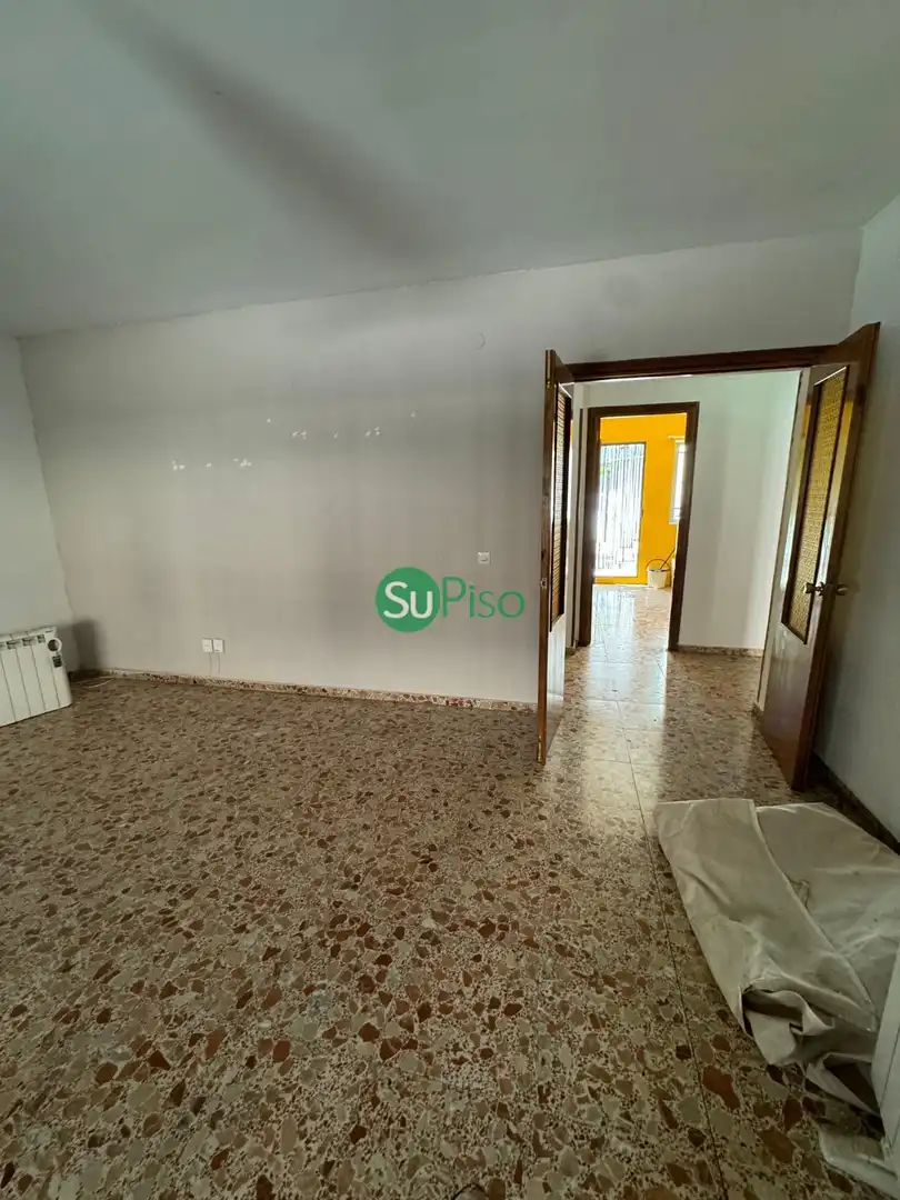 Casa adosada en venta en Avenida Rufino Rubio, 9, Yeles