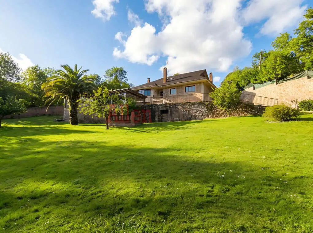 Villa mit Terrasse zum Verkauf in La Premaña