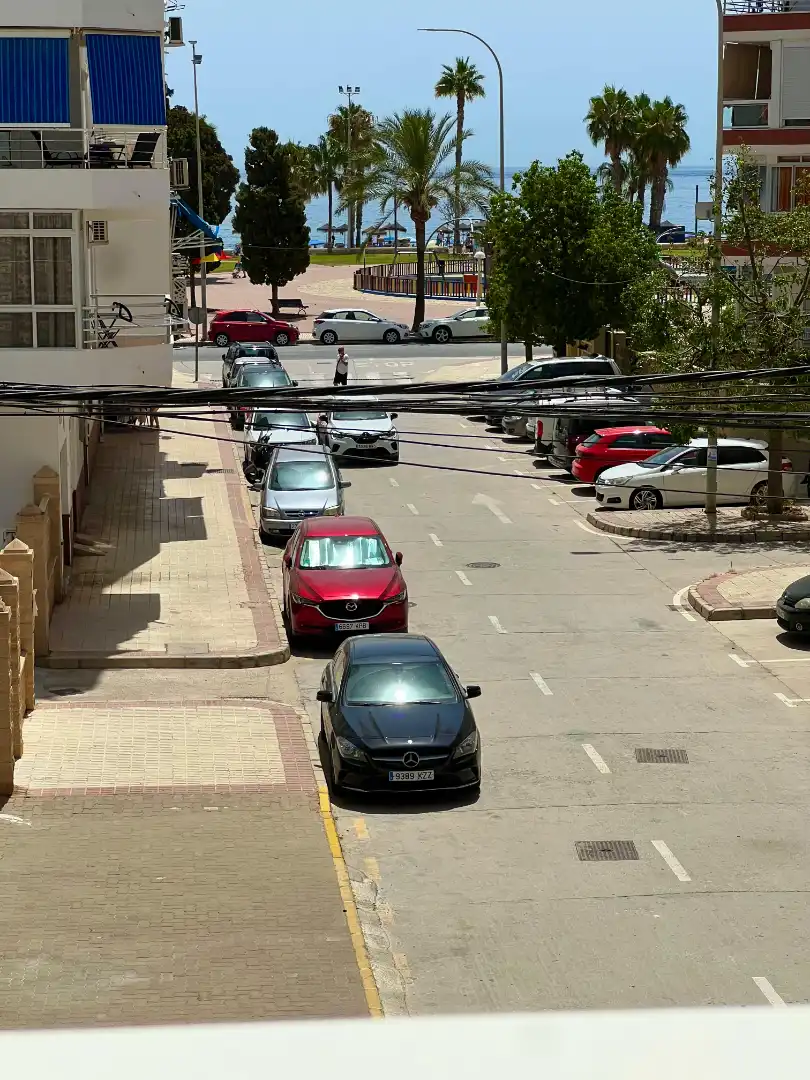 Aparcament de Pis en venda en Vélez-Málaga amb Aire condicionat, Terrassa i Moblat