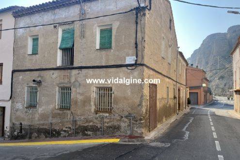Casa-chalet en Venta en Carrer Mendizábal en Os de Balaguer