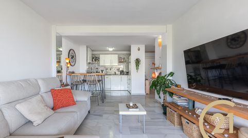 Foto 3 de Piso en venta en Avenida las Palmeras, 10, Huerta Belón - Calvario, Marbella