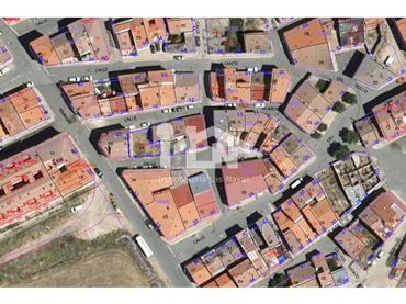 Wohnbaugrundstück zum Verkauf in Calle Baja