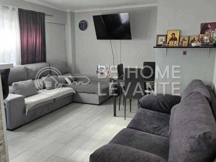 Foto 1 de Pis en venda a Colonia Requena, Colonia Requena, Alicante