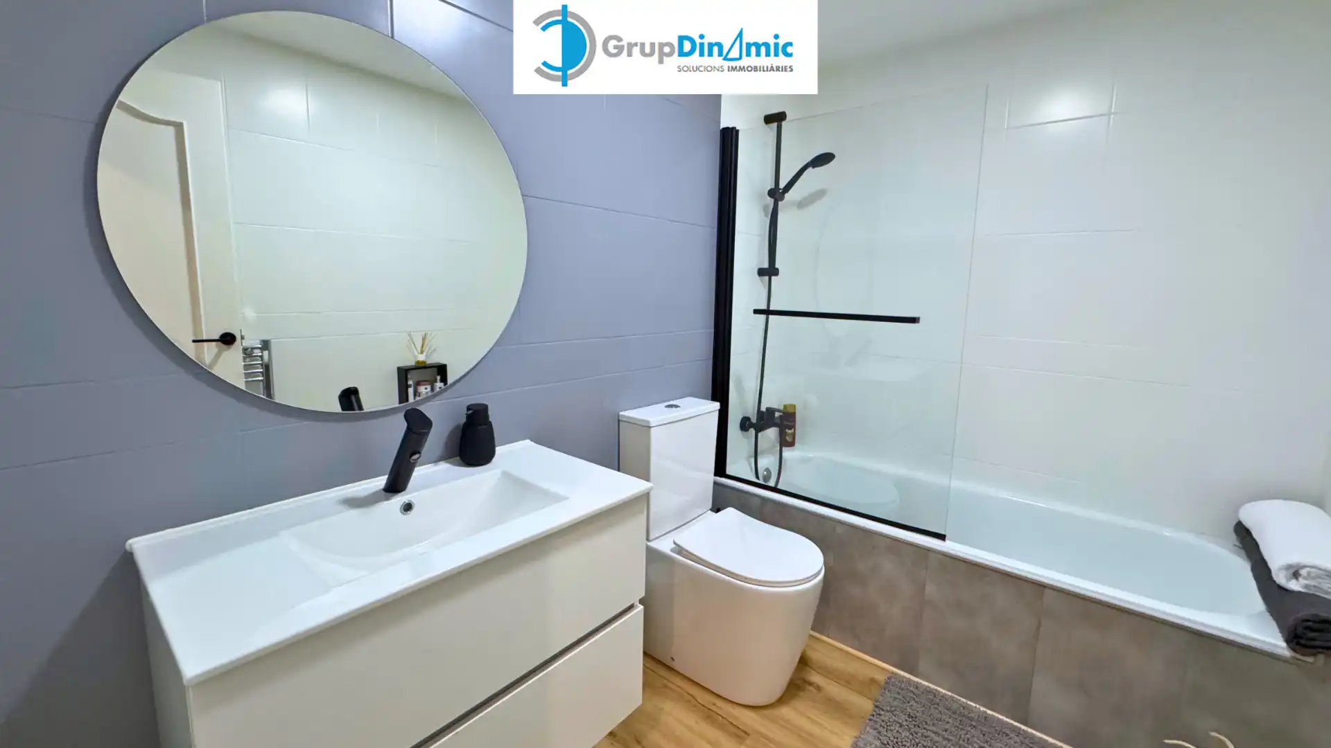 Dúplex con terraza en venta en Avinguda Catalunya, imagen 57