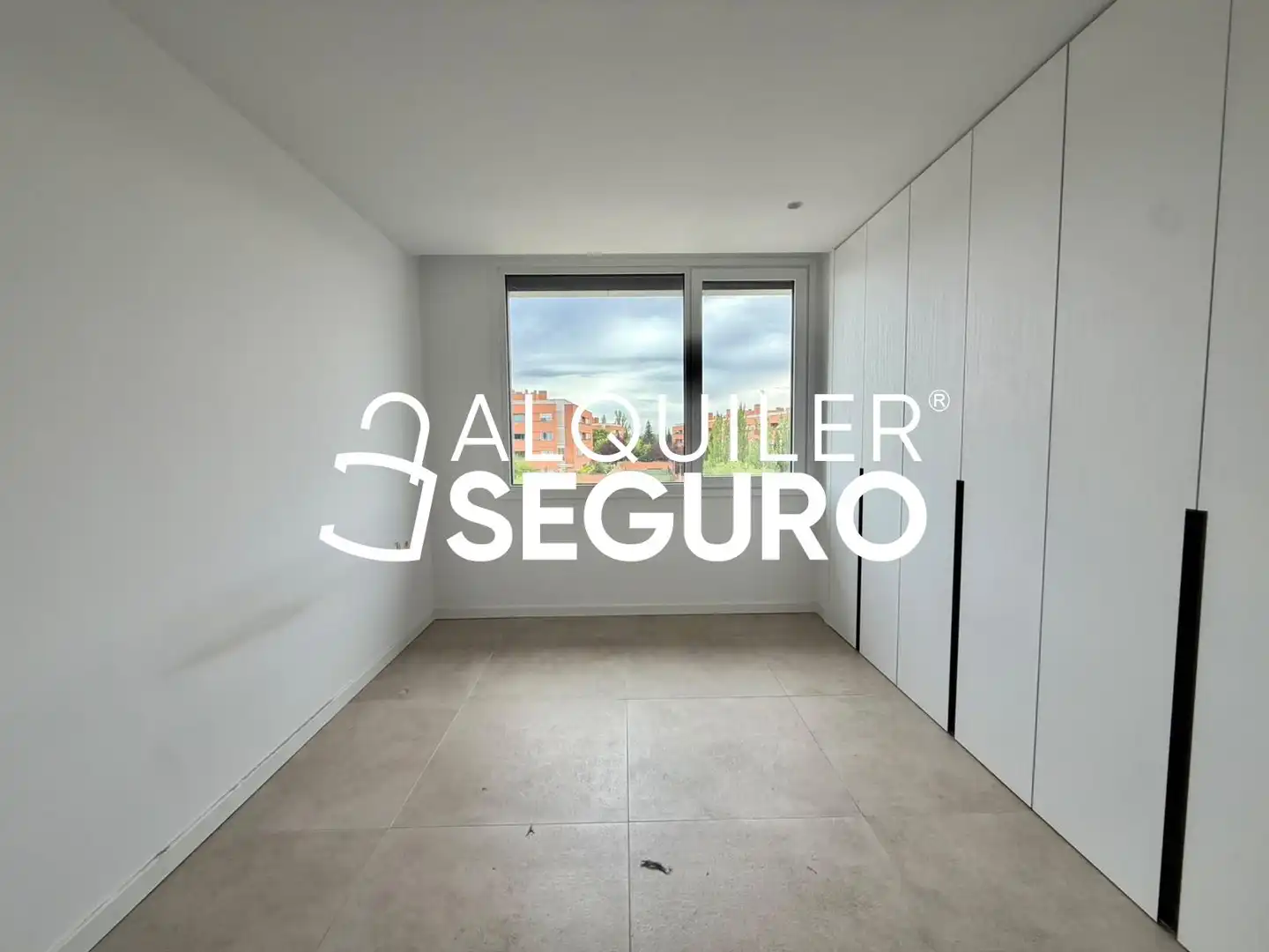 Bedroom of Flat for rent in Pozuelo de Alarcón  with Air Conditioner, Heating and Terrace