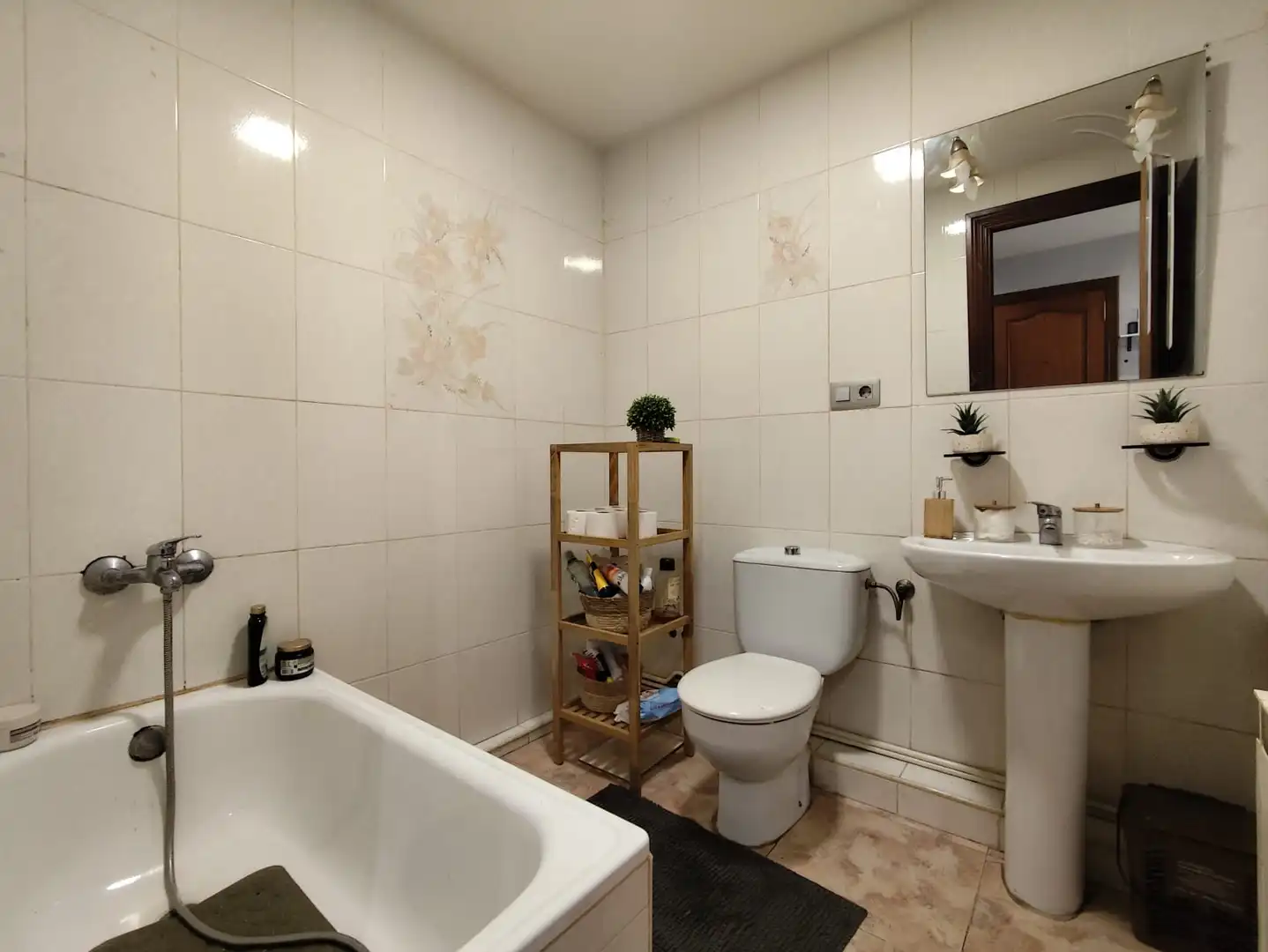 Bathroom of Flat for sale in Quel  with Heating and Furnished