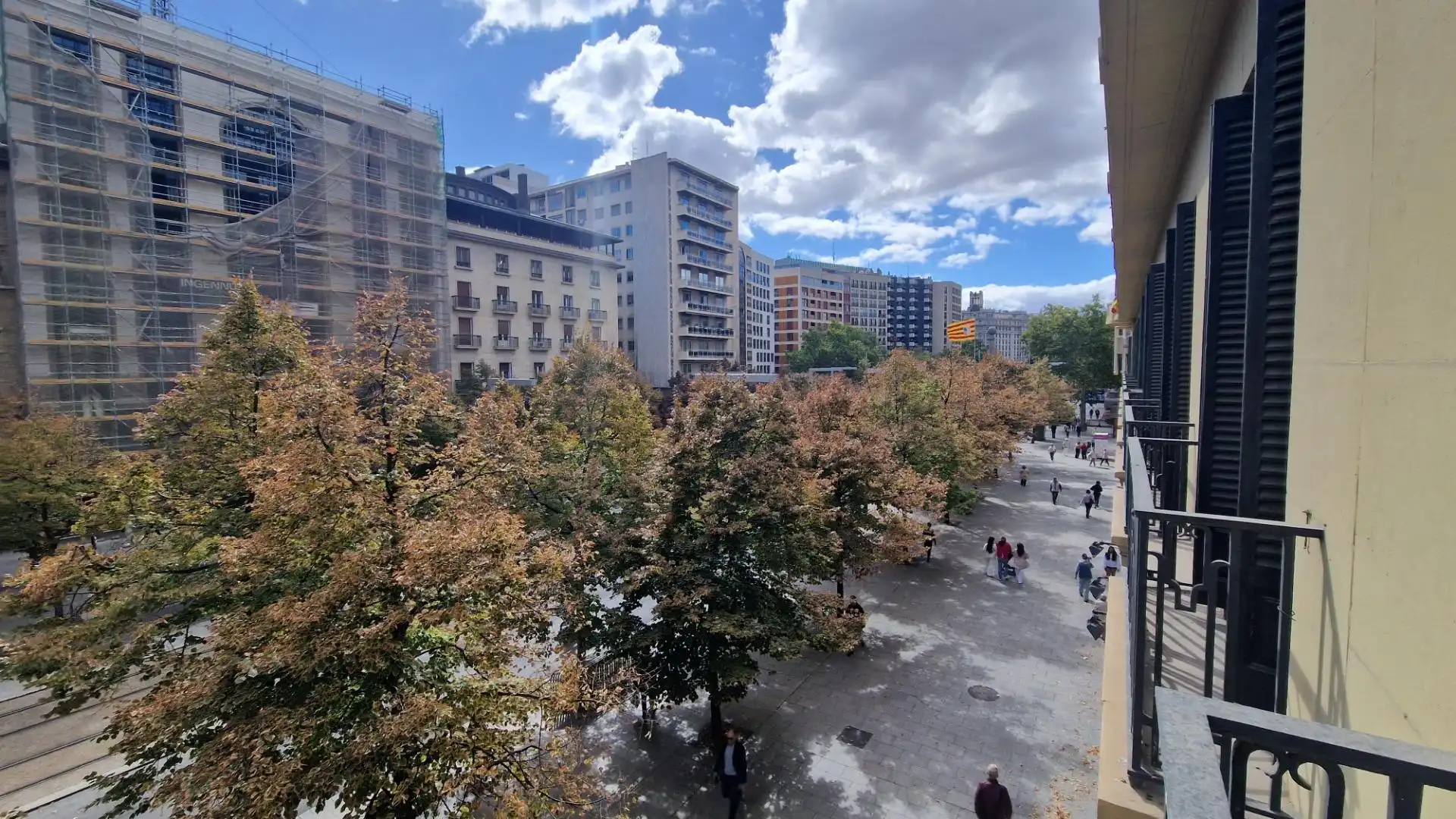 Vista exterior de Oficina de alquiler en Centro