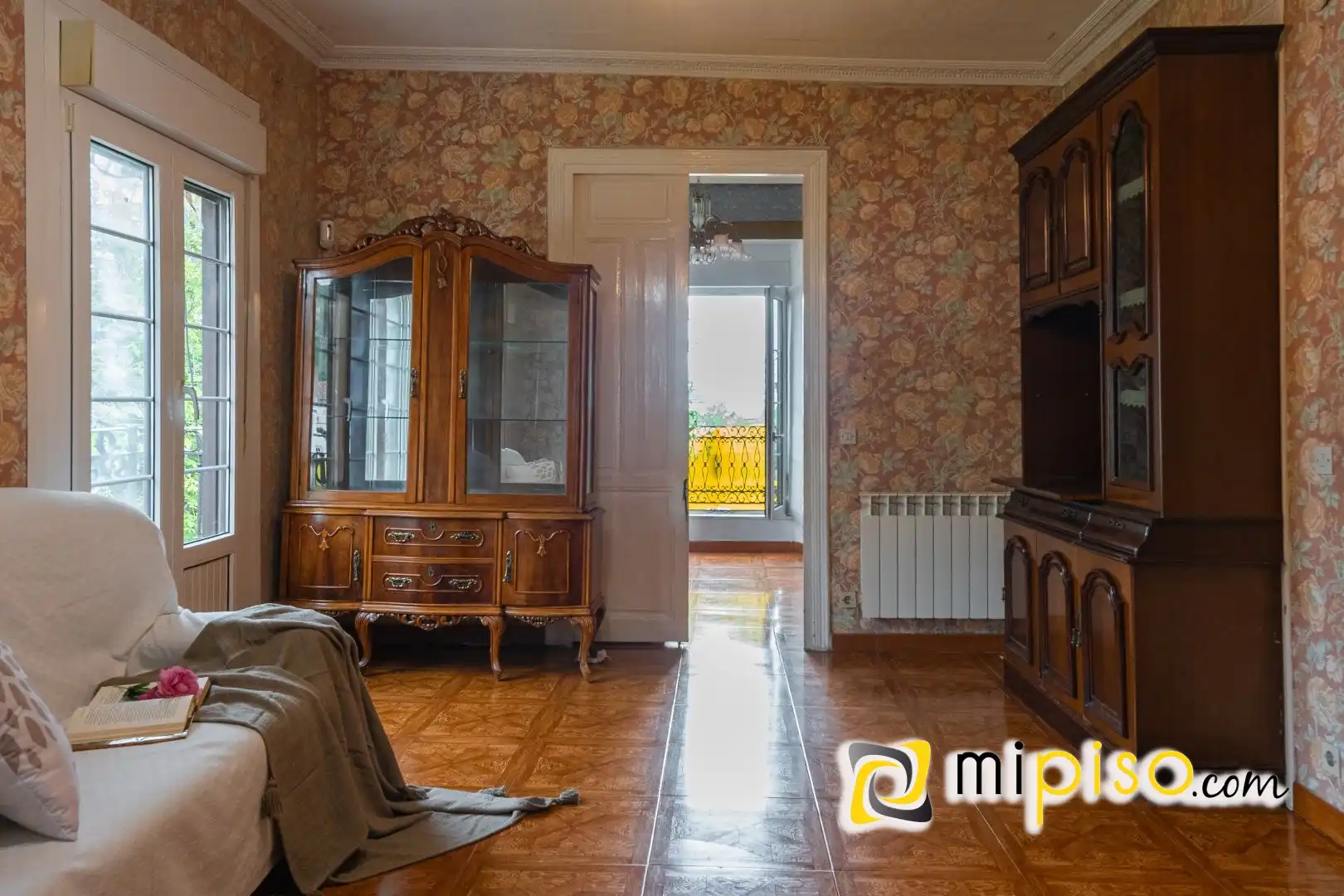 Living room of Flat for sale in Laredo  with Heating and Balcony