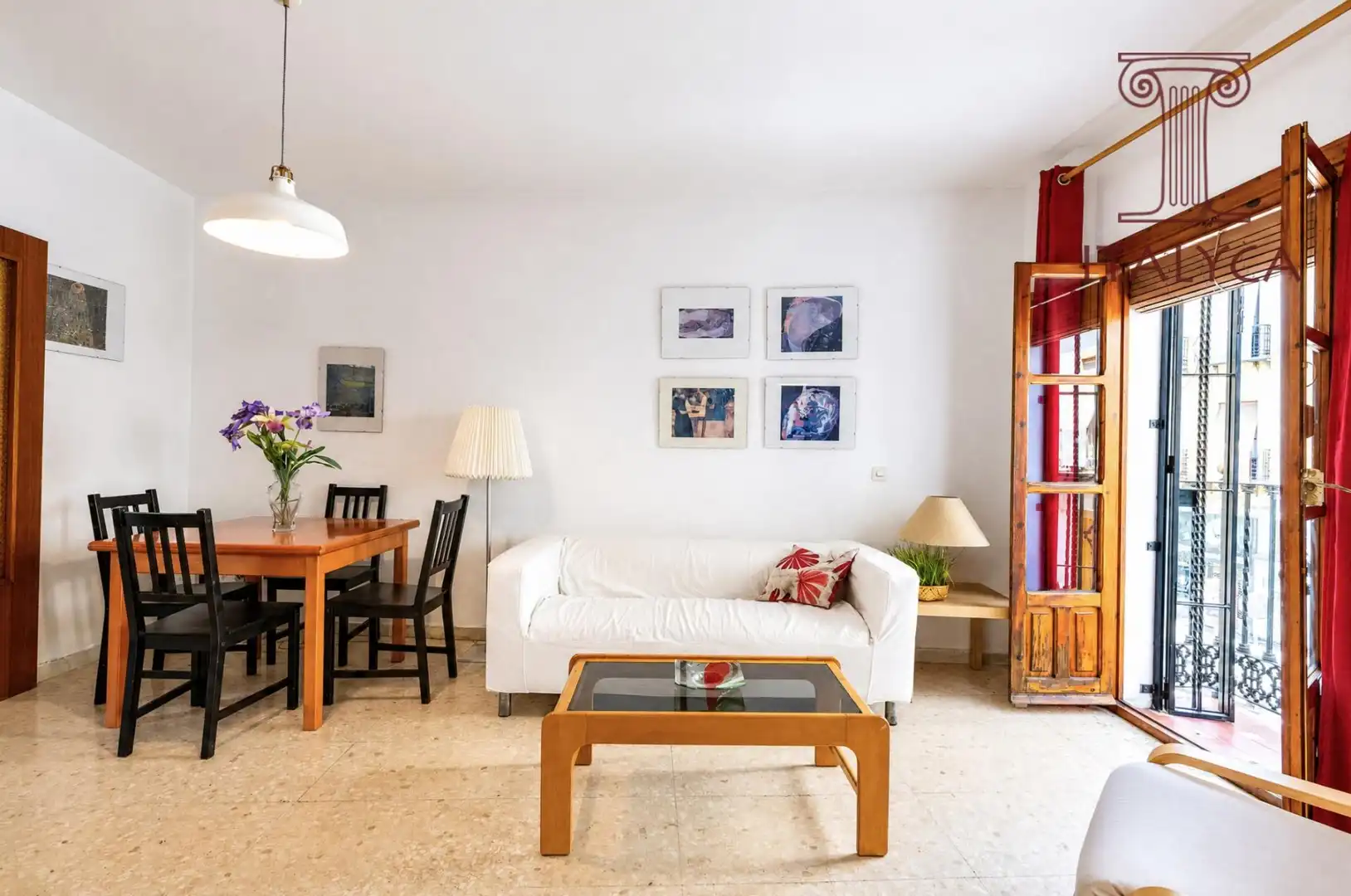 Sala d'estar de Pis en venda en Sevilla amb Aire condicionat, Calefacció i Balcó