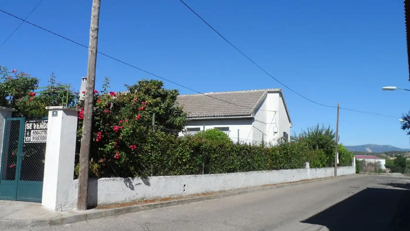Chalet con jardín en venta en Calle Matadero 5, imagen 5