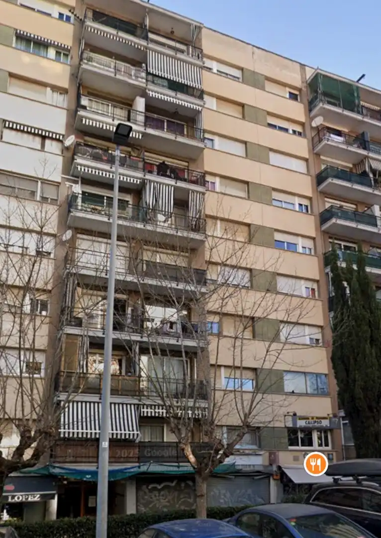Vista exterior de Pis en venda en Rubí