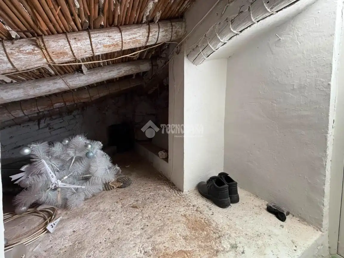 Casa adosada en venta en Torredonjimeno