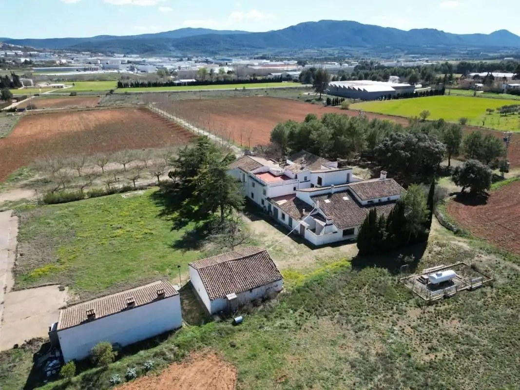 Locale commerciale in vendita a Banyeres de Mariola, imagen 4