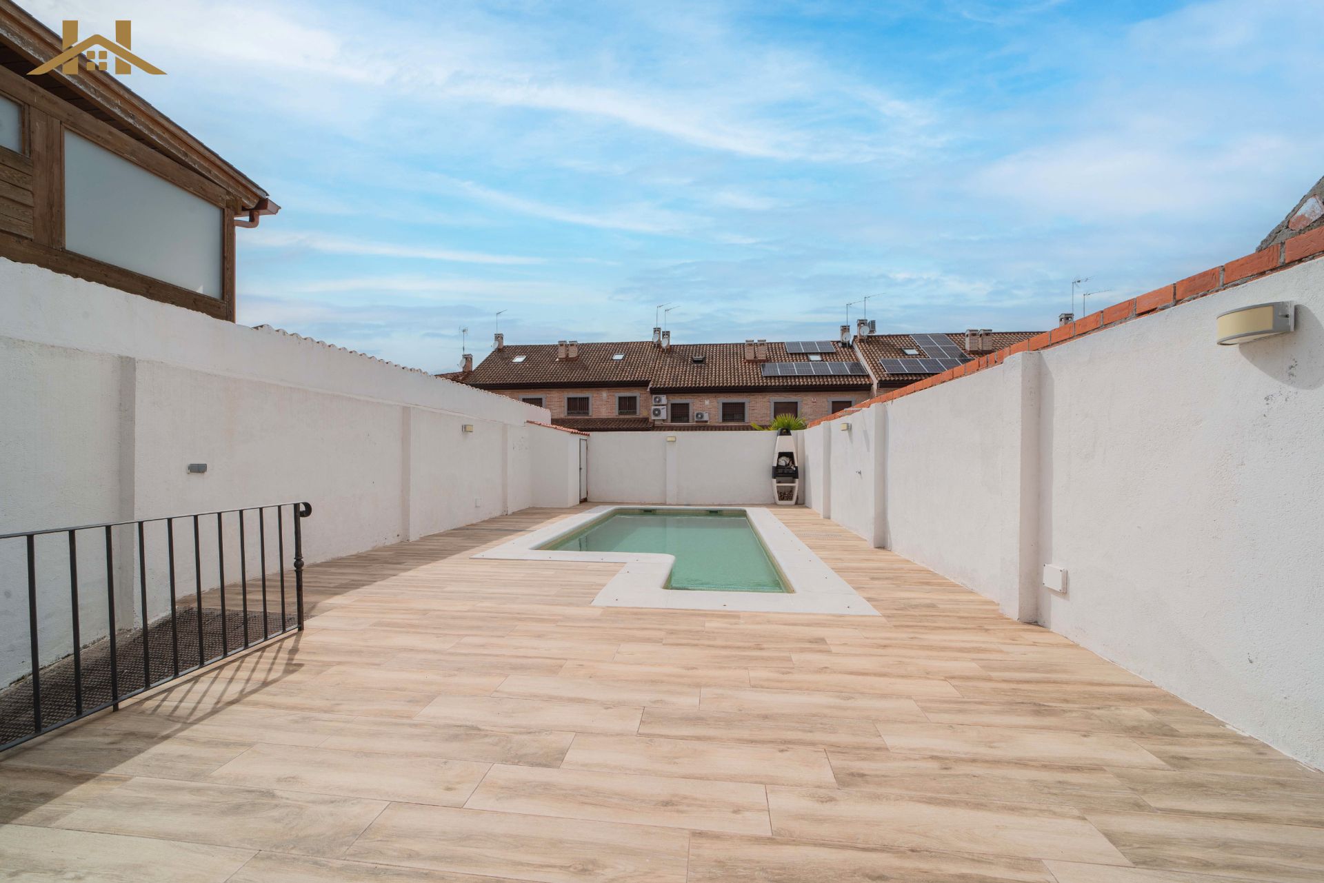 Swimming pool of House or chalet for sale in Navalcarnero  with Air Conditioner, Heating and Private garden